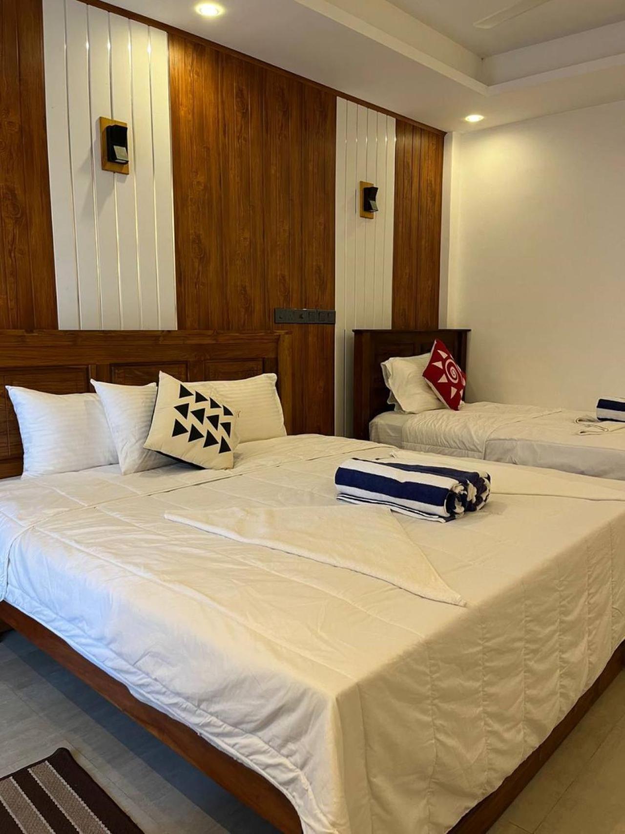 Nn Beach Resort & Spa นิลาเวลี ภายนอก รูปภาพ
