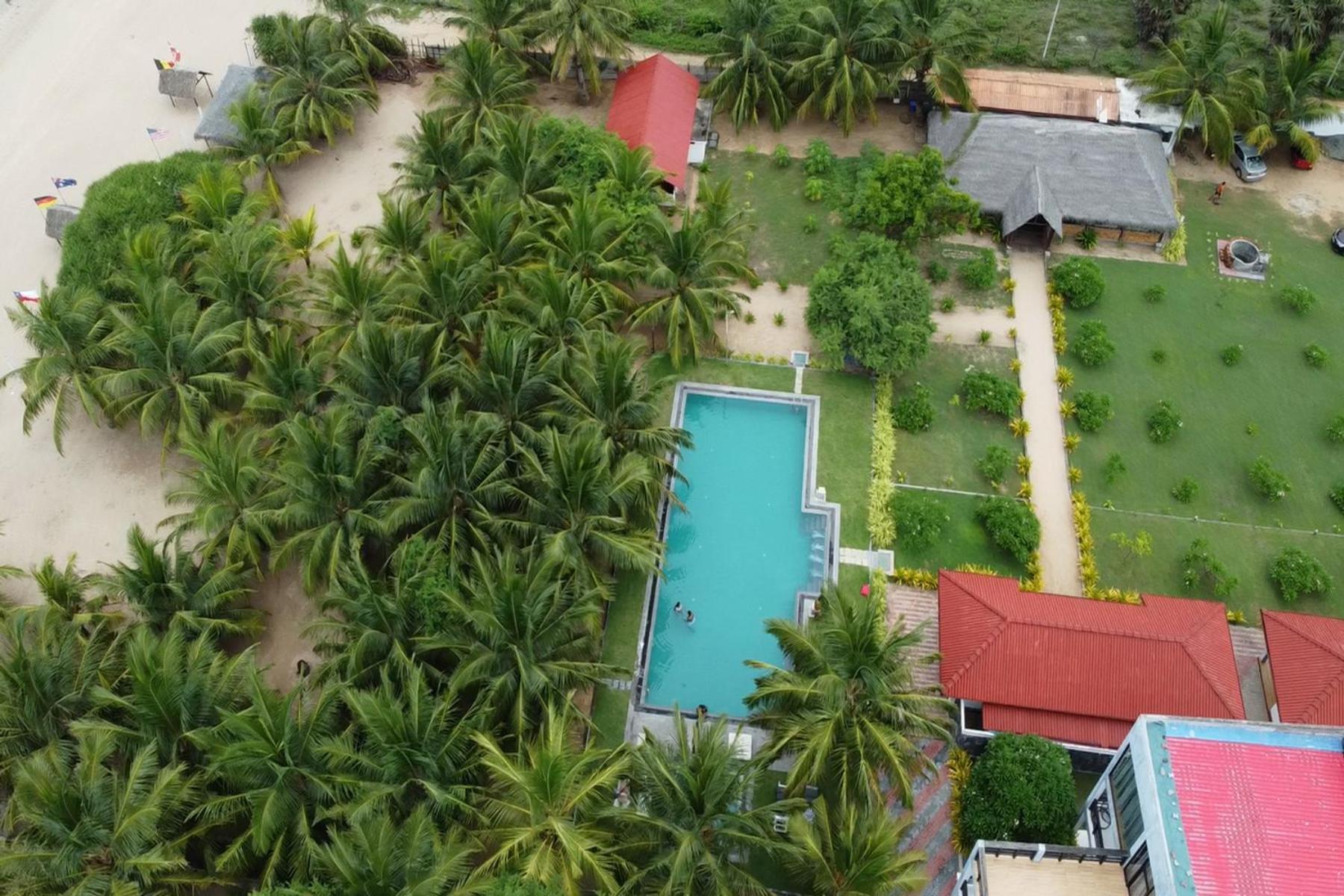 Nn Beach Resort & Spa นิลาเวลี ภายนอก รูปภาพ